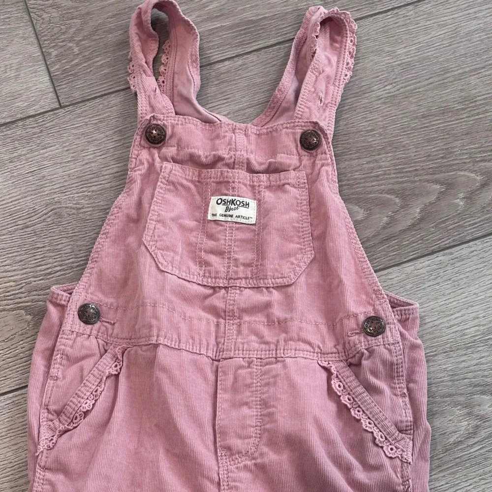 OshKosh B'gosh Corduroy Overalls Girls 4T Pink Lace Trim Bib Jumpsuit Vestbak